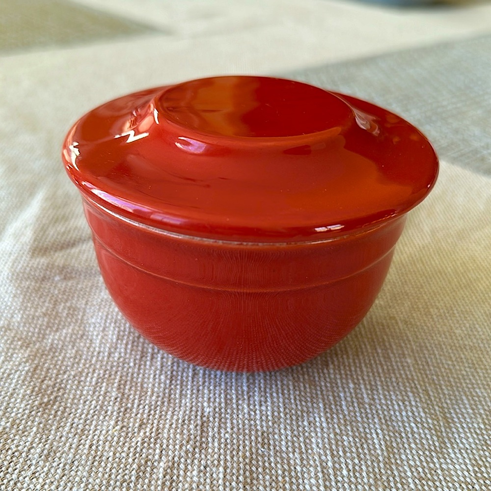 Emile Henry Butter Pot / Butter Bell Red
